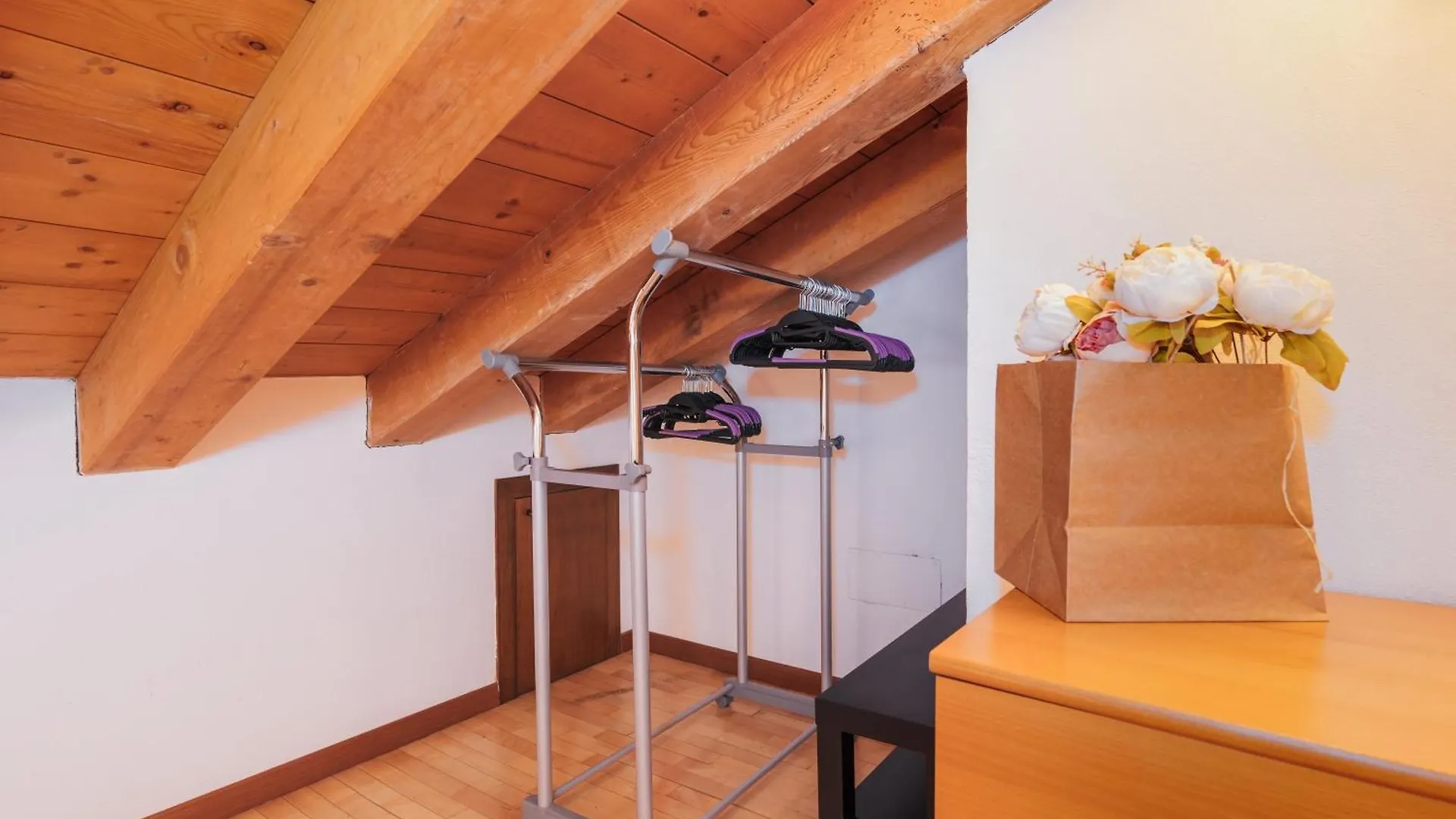Keys Of Italy - Salutati Stylish Bedroom Apartment Milano 0*,  Italien