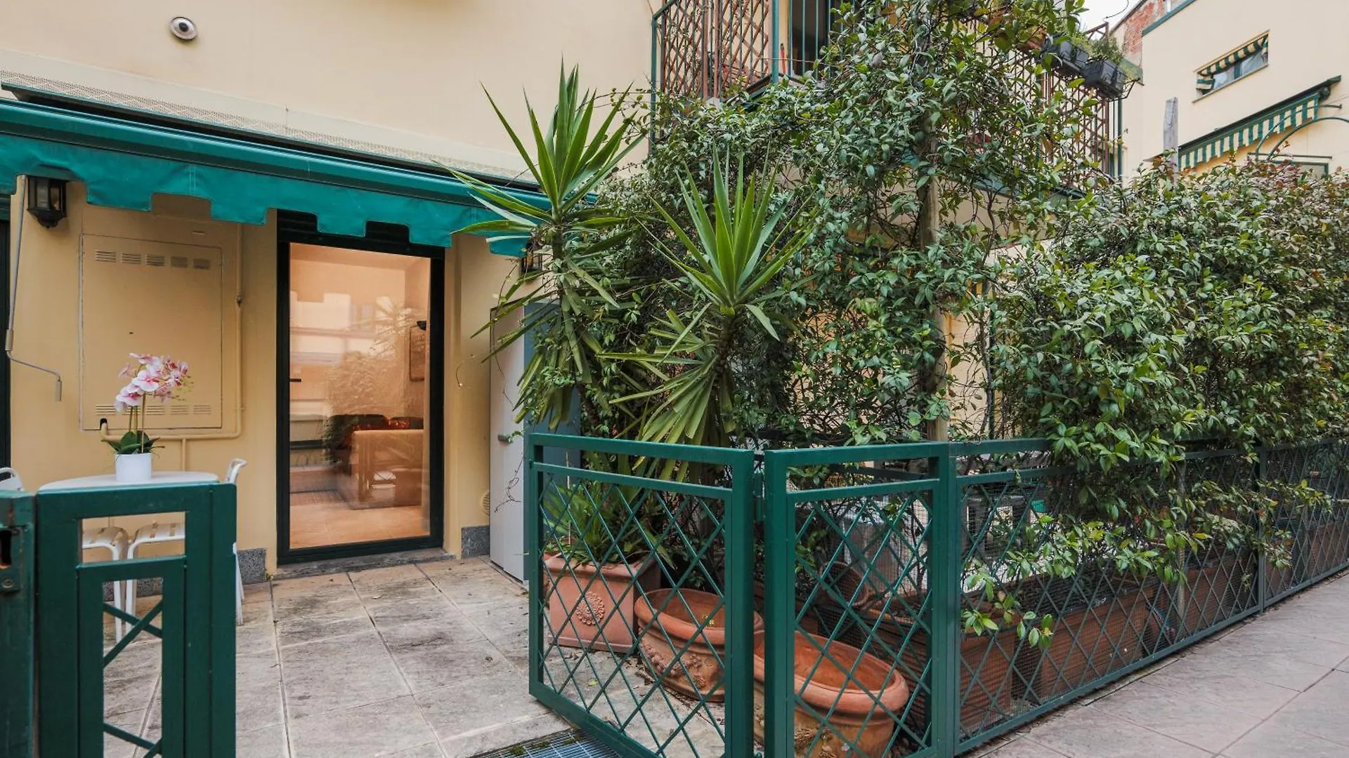 Keys Of Italy - Salutati Stylish Bedroom Apartment Milano