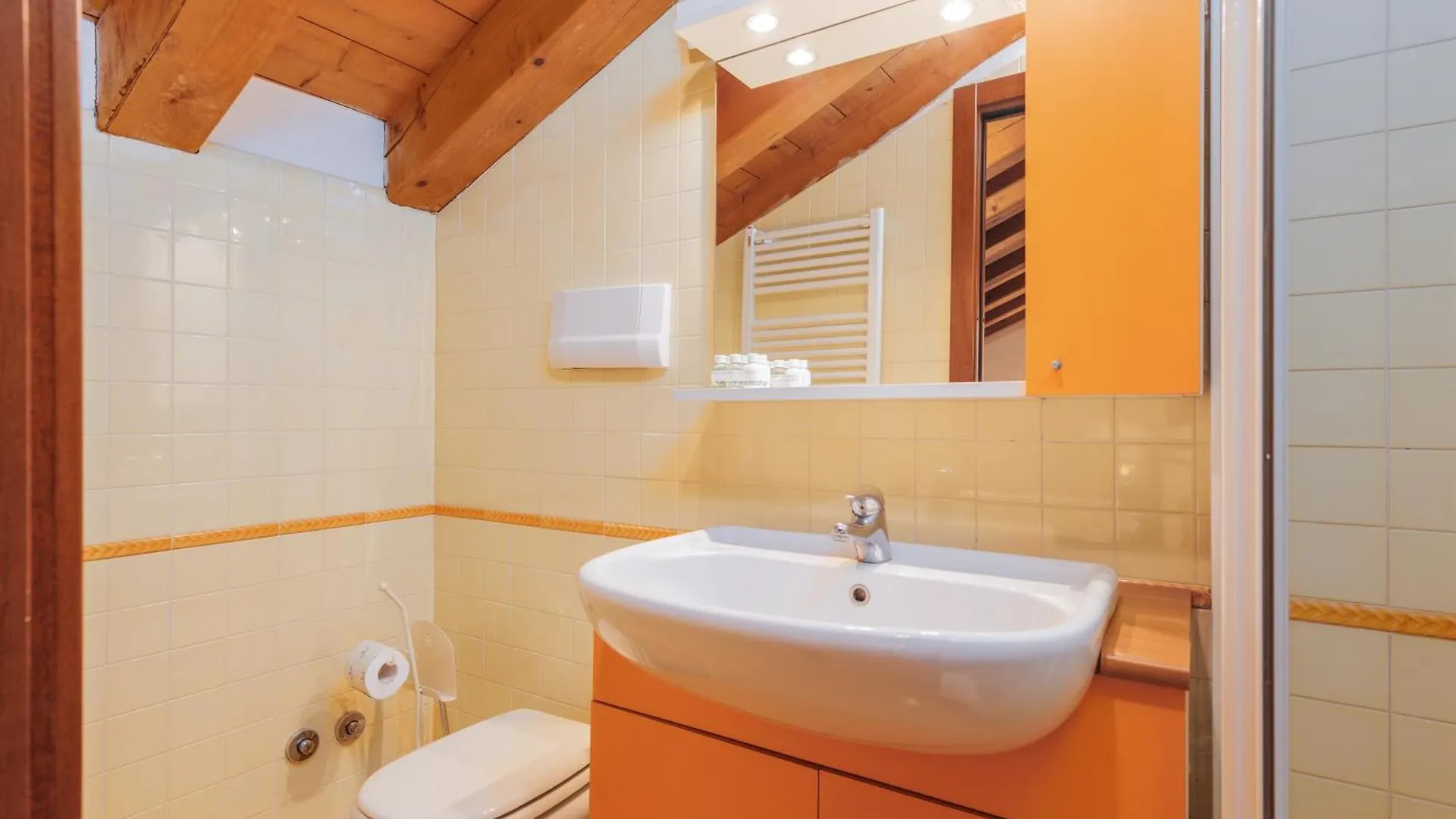 Keys Of Italy - Salutati Stylish Bedroom Apartment Milan 0*,  Italy