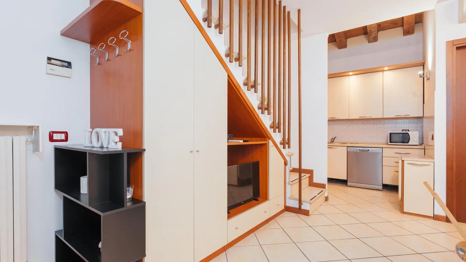 Keys Of Italy - Salutati Stylish Bedroom Apartment Milan