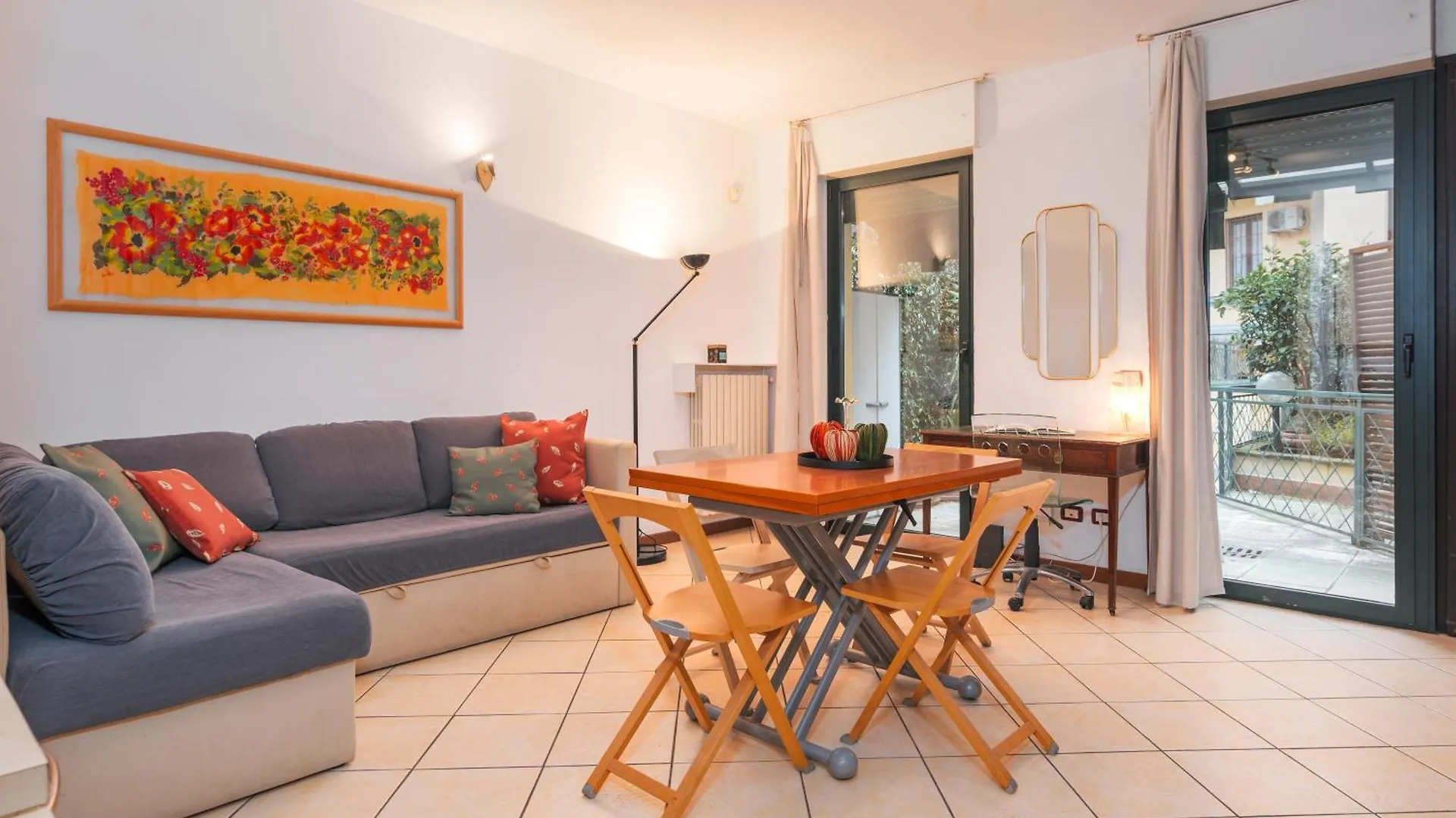 Keys Of Italy - Salutati Stylish Bedroom Apartment Milan Italy