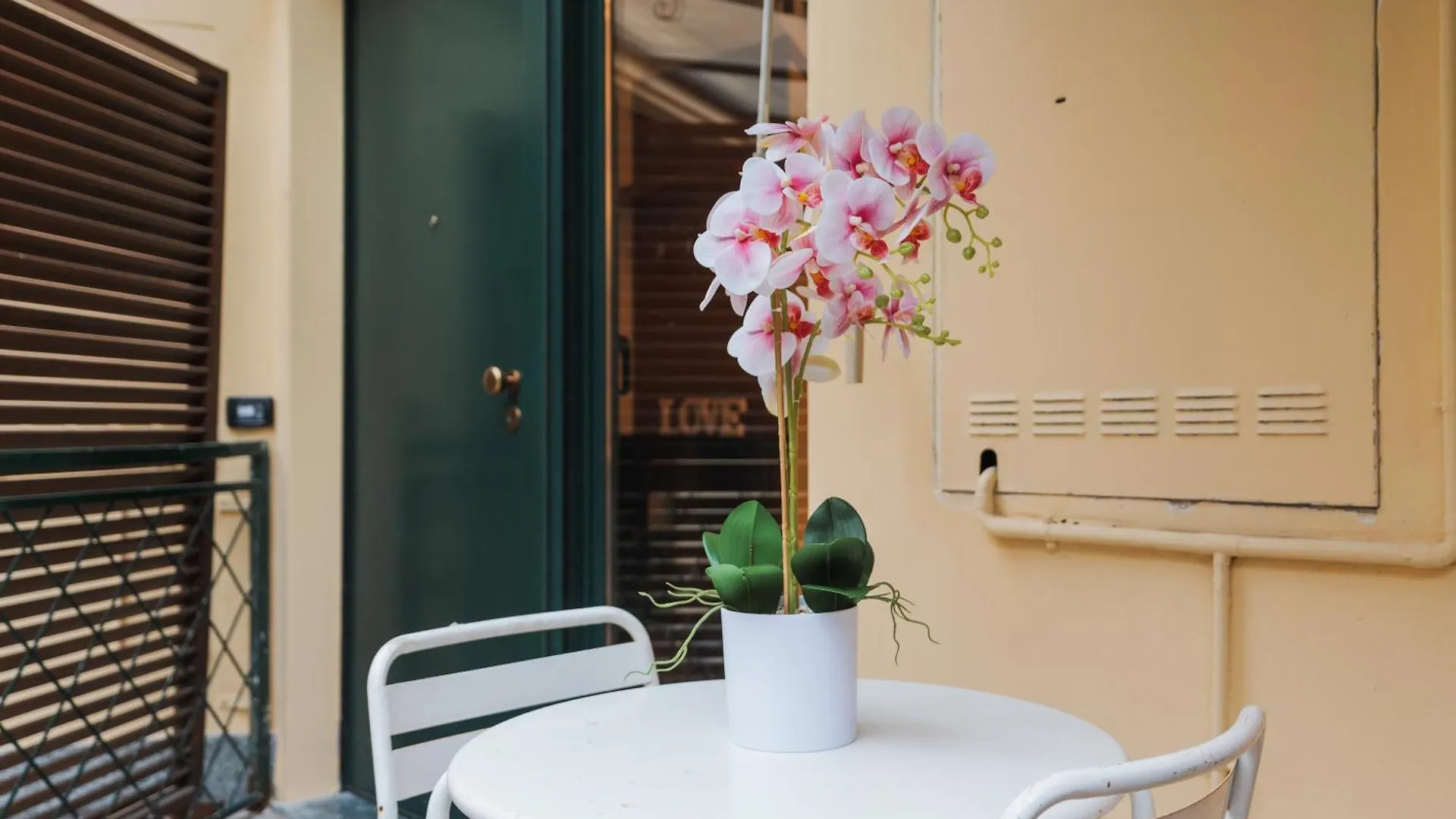 Keys Of Italy - Salutati Stylish Bedroom Apartment Milan 0*,  Italy